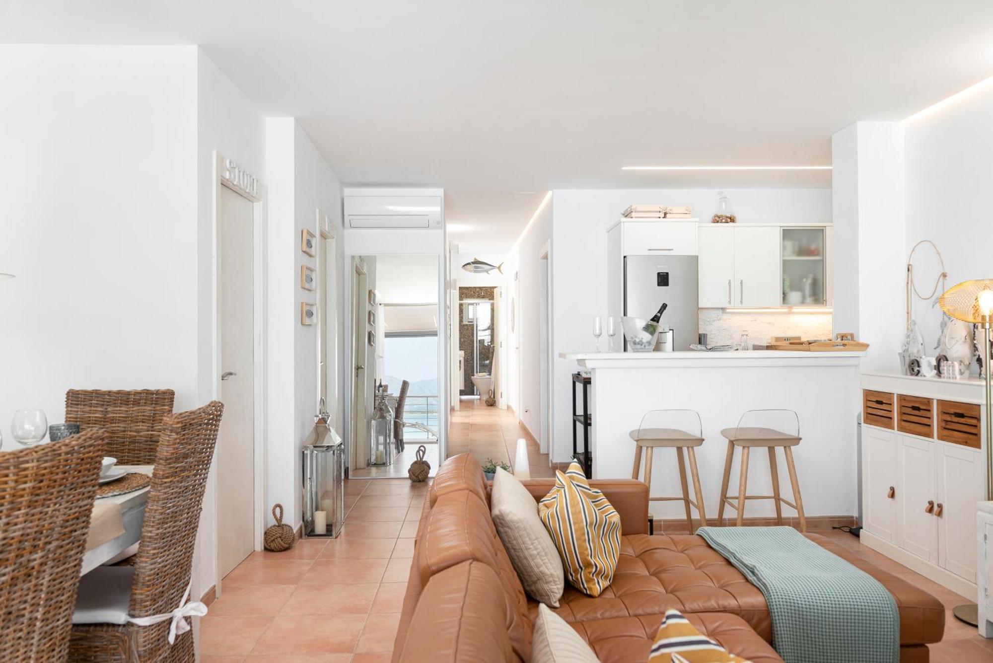 Cas Carbon3r-stunning Ground Floor In Front Of The Sea Apartment Alcúdia