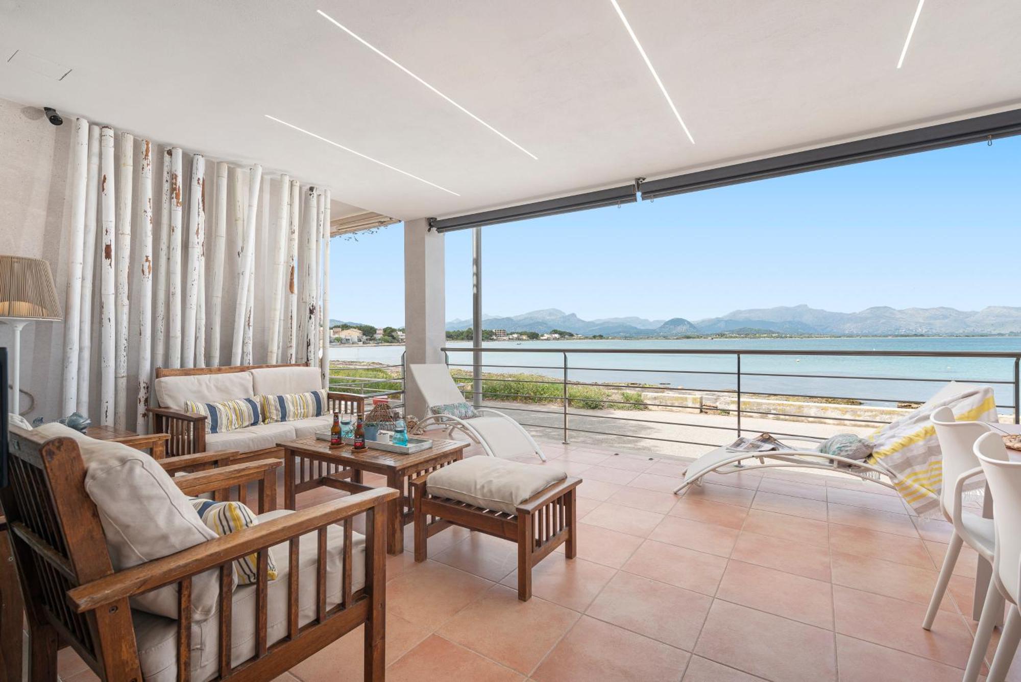 Cas Carbon3r-stunning Ground Floor In Front Of The Sea Apartment Alcúdia
