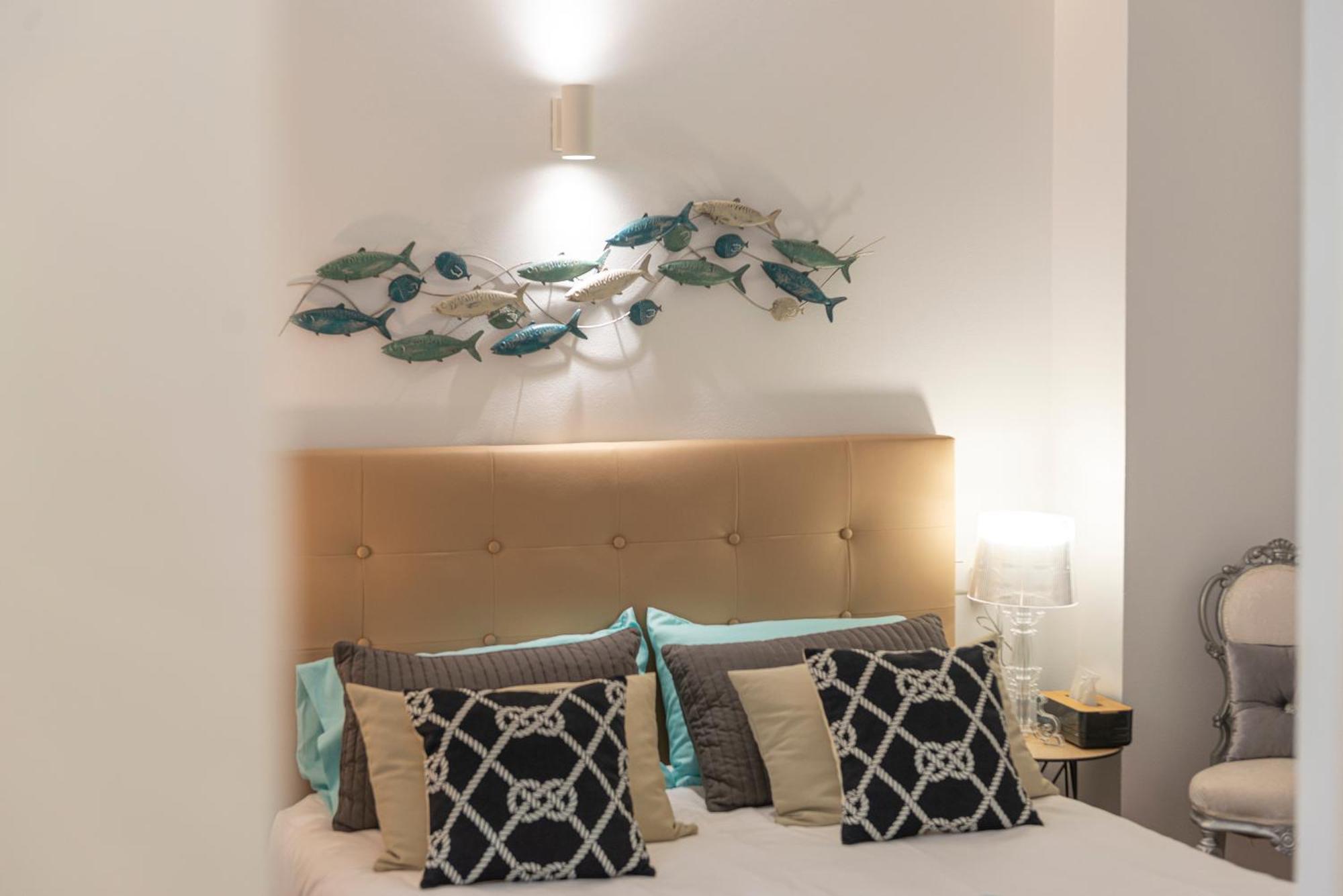 Cas Carbon3r-stunning Ground Floor In Front Of The Sea Apartment