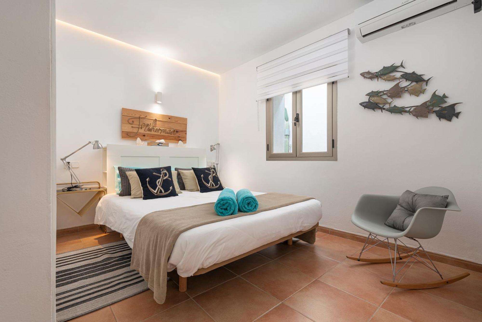 Cas Carbon3r-stunning Ground Floor In Front Of The Sea Apartment Alcúdia